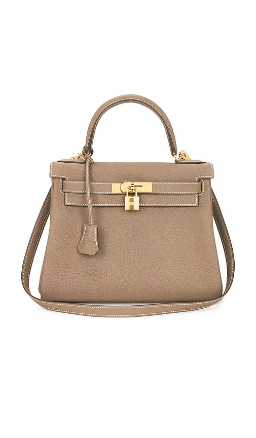 HERMÈS Togo Kelly 28 Handbag | Image 1 HERMÈS Togo Kelly 28 Handbag | Image 1
