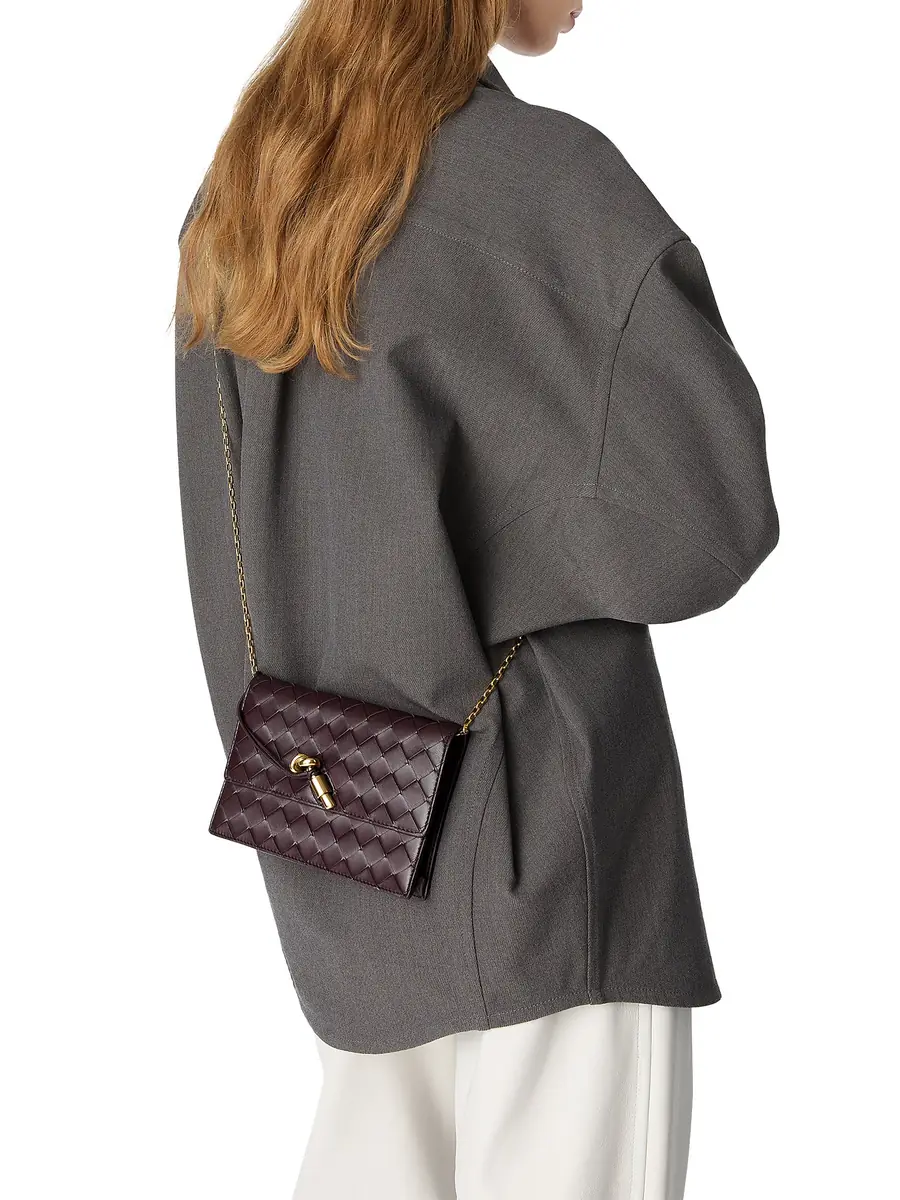 Bottega Veneta Andiamo Pouch on Chain | Thumbnail 5 Bottega Veneta Andiamo Pouch on Chain | Thumbnail 5