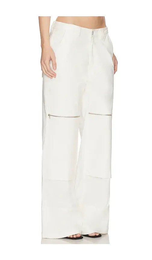 HAELO Flex Waist Zip Cargo Pant | Thumbnail 2