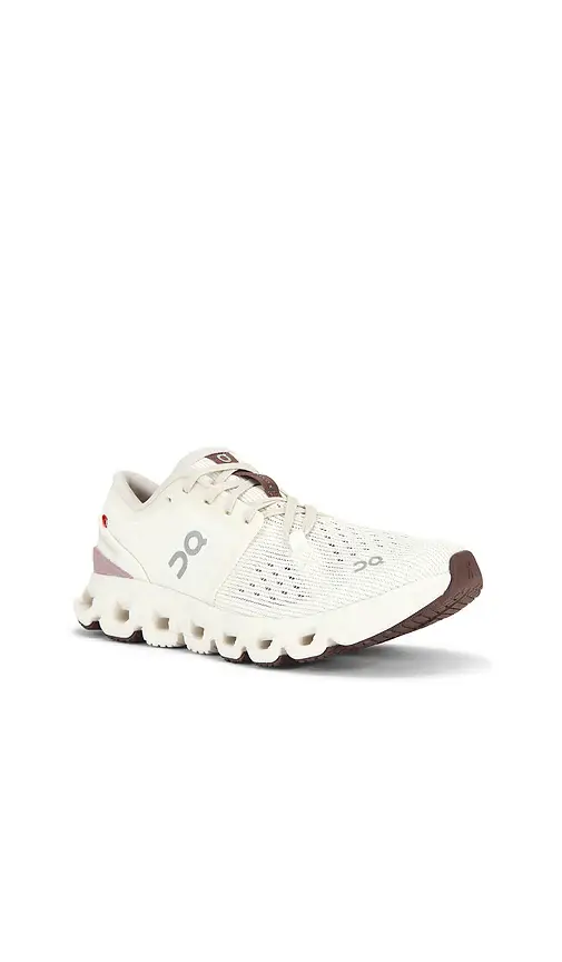 On Cloud X 4 W Sneaker | Thumbnail 2 On Cloud X 4 W Sneaker | Thumbnail 2