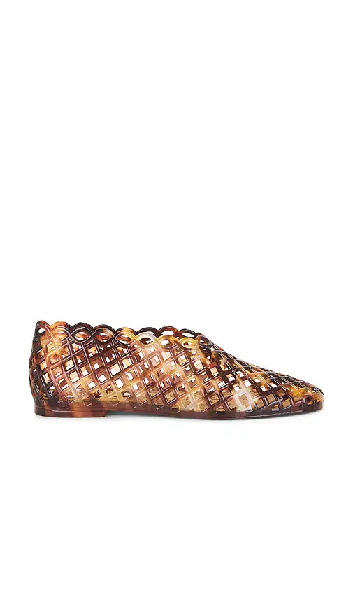 Steve Madden Grove Flat | Image 1 Steve Madden Grove Flat | Image 1