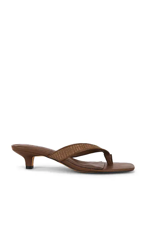 Steve Madden Tracie Sandal | Image 1 Steve Madden Tracie Sandal | Image 1
