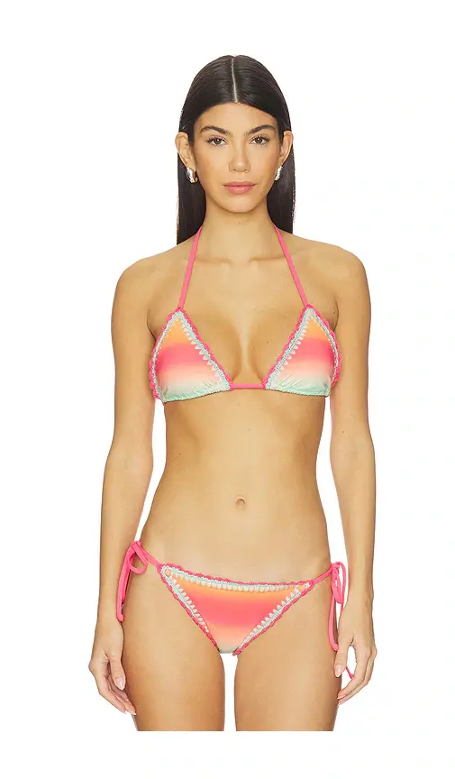 BEACH RIOT Winona Triangle Bikini Top | Image 1 BEACH RIOT Winona Triangle Bikini Top | Image 1
