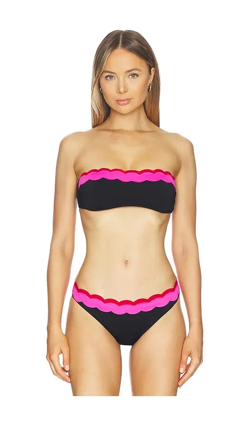 BEACH RIOT Sybil Bandeau Bikini Top | Image 1 BEACH RIOT Sybil Bandeau Bikini Top | Image 1