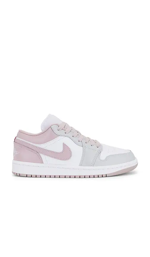 Jordan Air Jordan 1 Low Sneaker