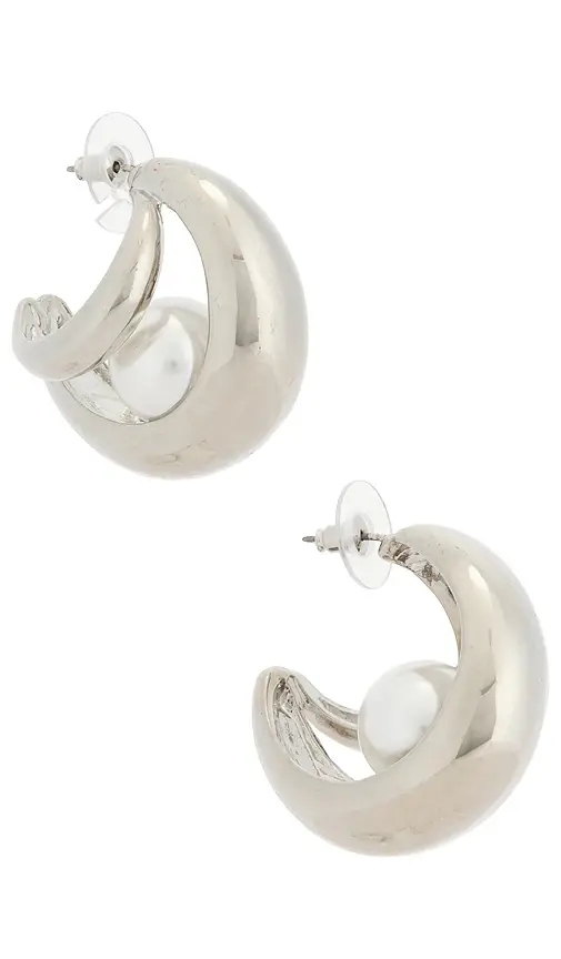 petit moments Wanderlust Earrings | Image 1 petit moments Wanderlust Earrings | Image 1