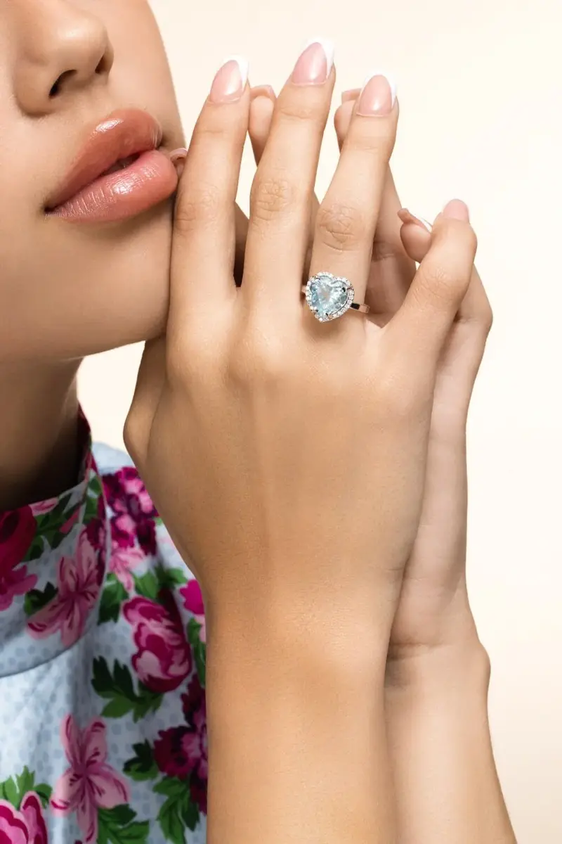 LISA NIK Aquamarine Diamond Heart Ring | Thumbnail 3