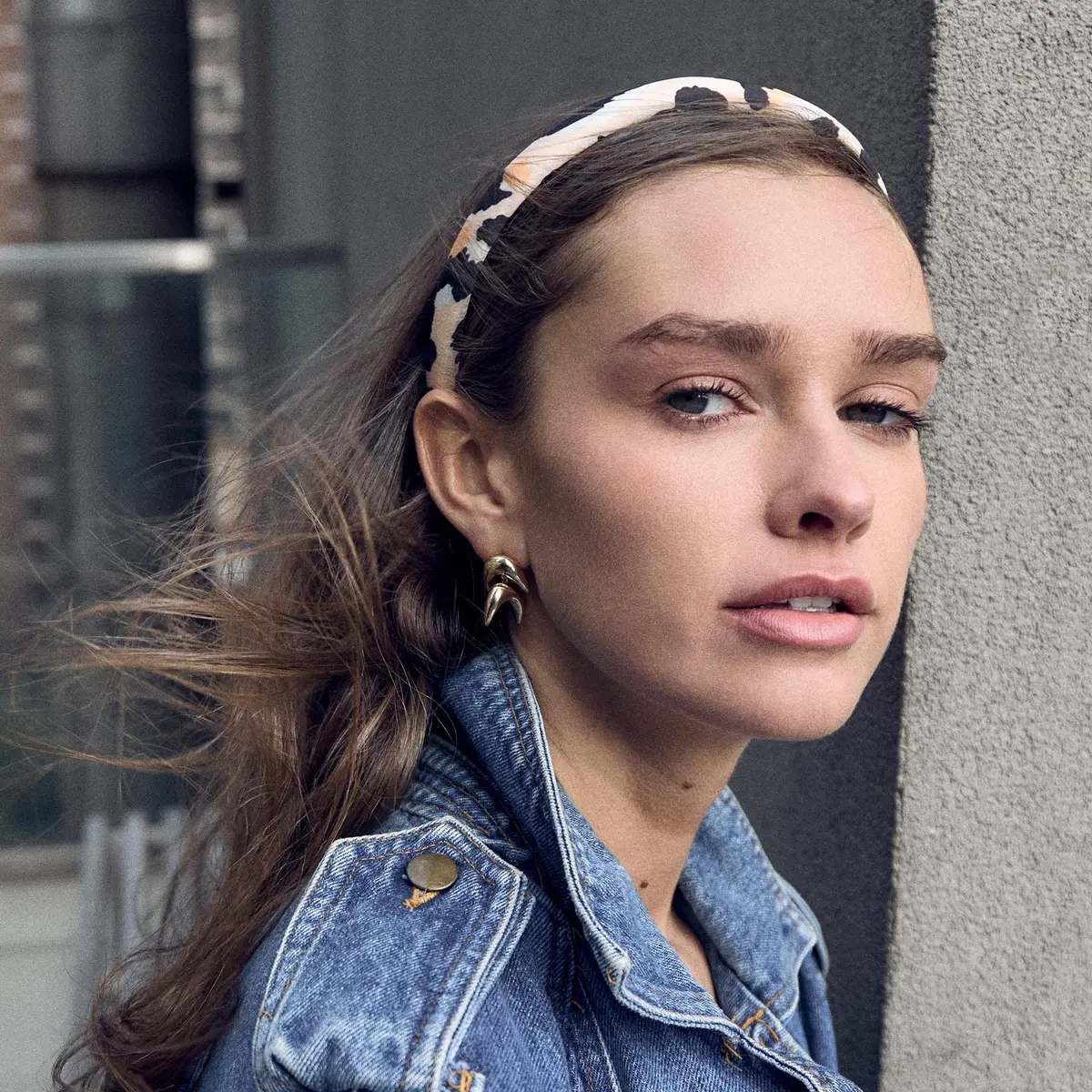 Lele Sadoughi LEOPARD GIGI SILK HEADBAND | Thumbnail 4 Lele Sadoughi LEOPARD GIGI SILK HEADBAND | Thumbnail 4