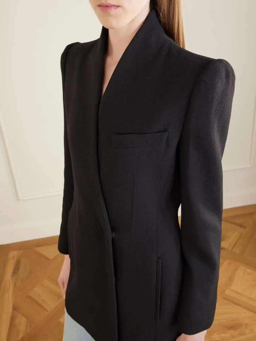 Valentino Garavani Double-breasted Wool-crepe Blazer | Thumbnail 4 Valentino Garavani Double-breasted Wool-crepe Blazer | Thumbnail 4