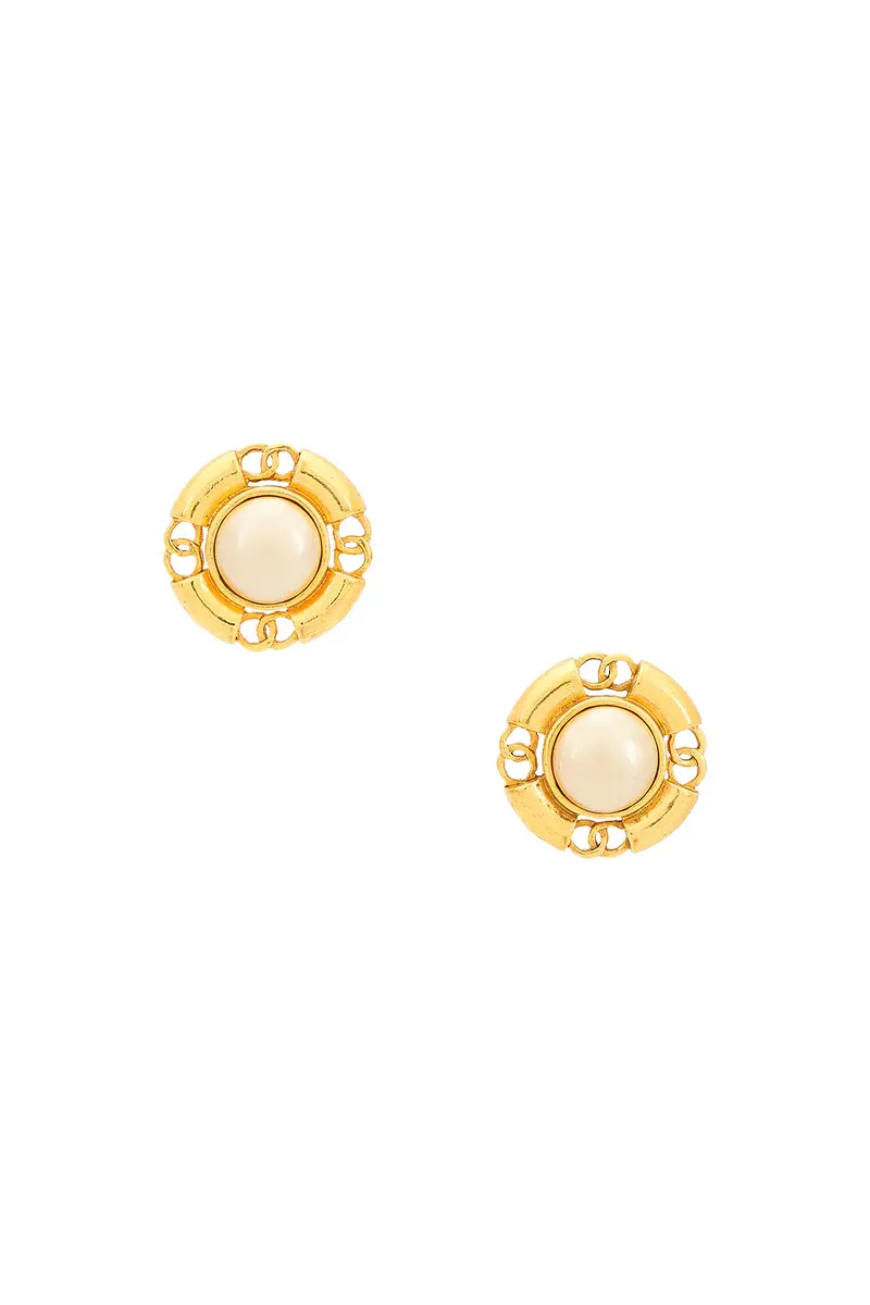 Chanel Chanel Coco Mark Pearl Clip-On Earrings | Image 1 Chanel Chanel Coco Mark Pearl Clip-On Earrings | Image 1