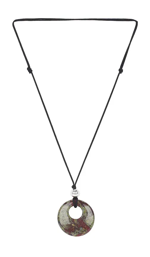 Shashi Aube Pendant Necklce
