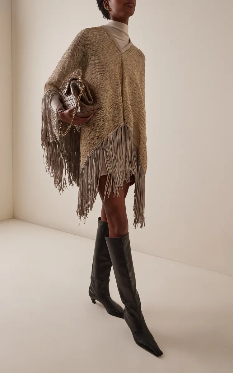 Curatoria Exclusive Viento Short Chaguar Poncho | Thumbnail 3 Curatoria Exclusive Viento Short Chaguar Poncho | Thumbnail 3