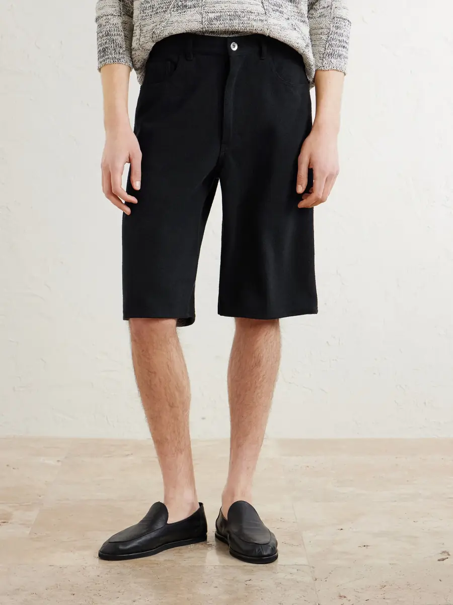 Auralee Wide-Leg Silk Shorts - Men | Thumbnail 3