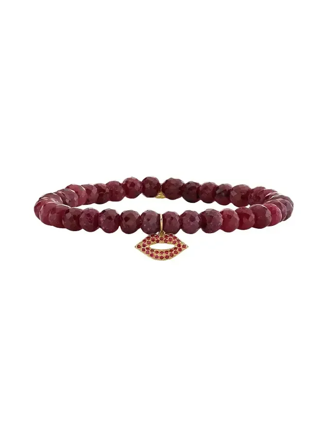 14K Small Ruby Lips on Red Corundum Stretch Bracelet