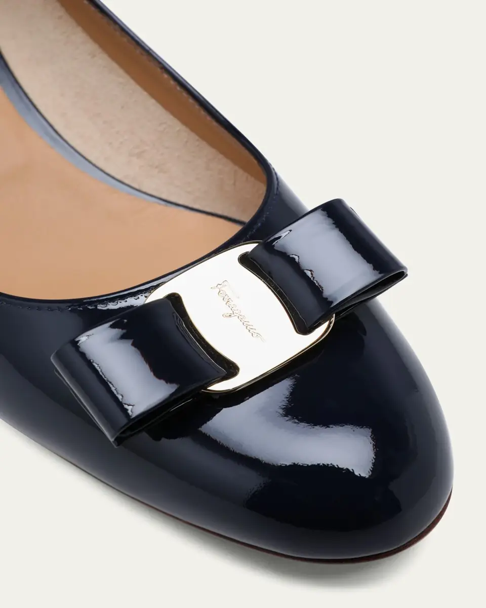 Ferragamo Vara Bow Leather Low Pumps | Thumbnail 6