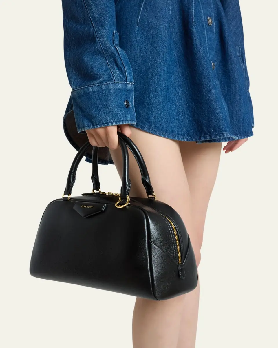 Givenchy Antigona East-West Top-Handle Bag in Smooth Leather | Thumbnail 2