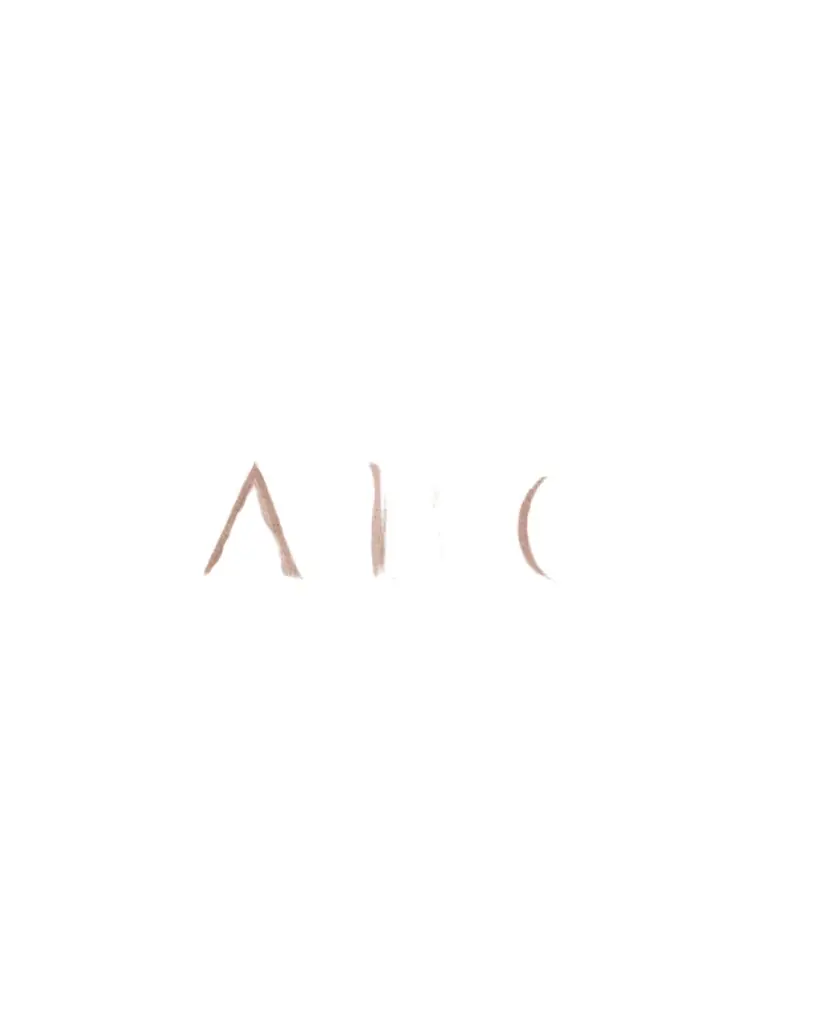 Royce New York Monogrammed Leather Card Holder Wallet | Image 1 Royce New York Monogrammed Leather Card Holder Wallet | Image 1