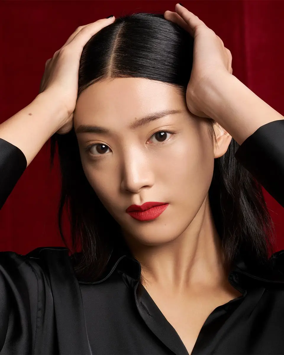 Yves Saint Laurent Beaute The Slim Velvet Radical | Thumbnail 2 Yves Saint Laurent Beaute The Slim Velvet Radical | Thumbnail 2