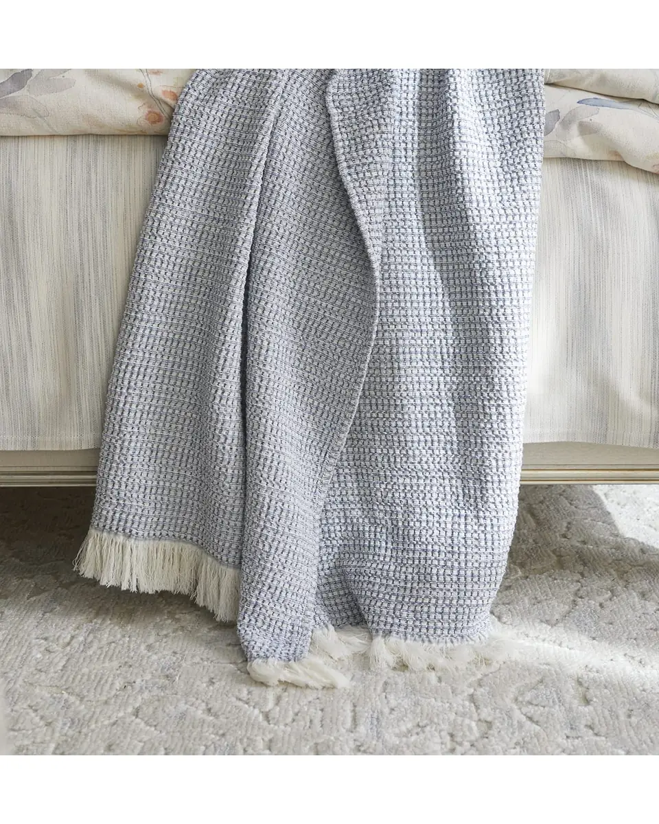 TL at Home Jenna Throw Blanket | Thumbnail 2
