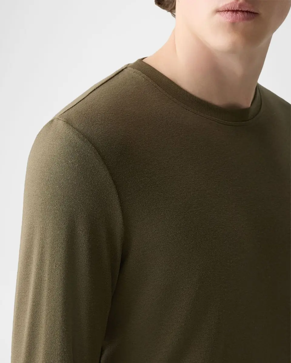 Theory Men's Essential Tee Long Sleeve in Anemone Milano | Thumbnail 4