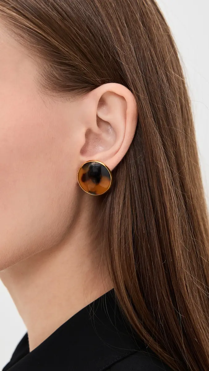 SHASHI Tort Stud Earrings Gold/Tort One Size | Thumbnail 3