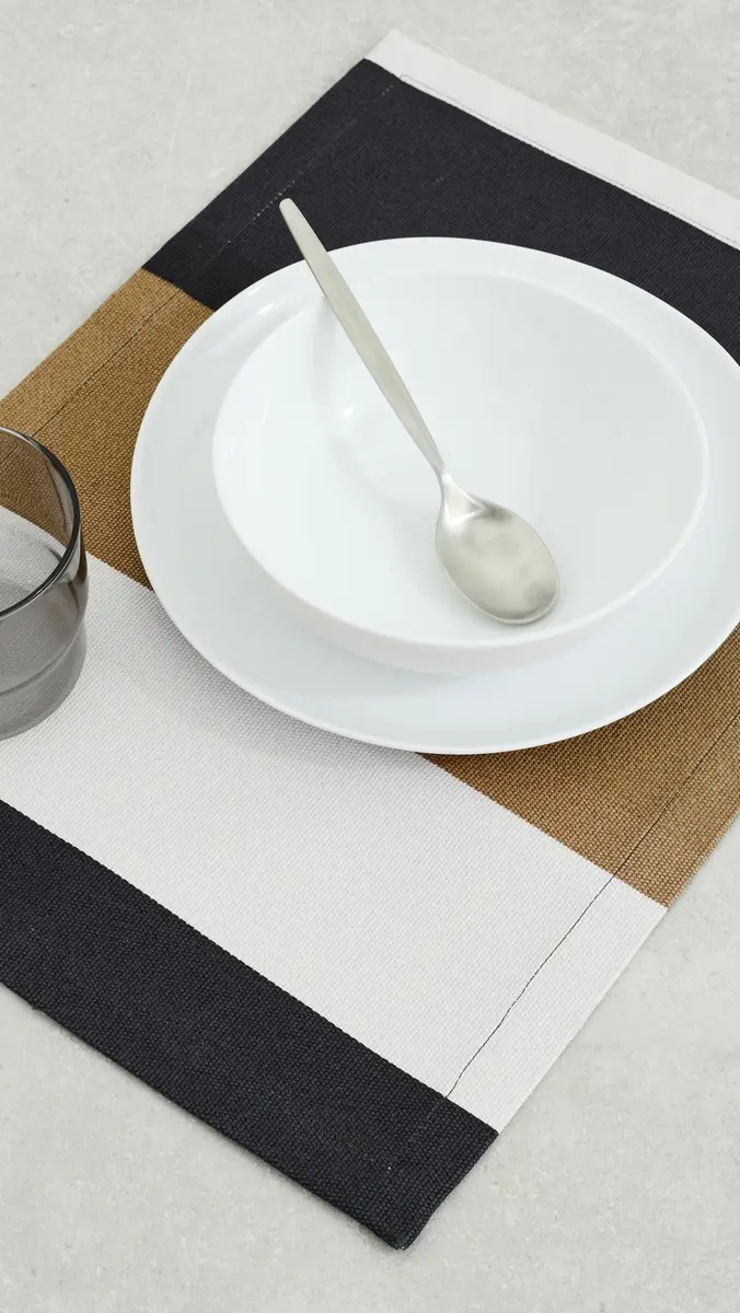 Marimekko Hennika Fabric Placemat | Thumbnail 2