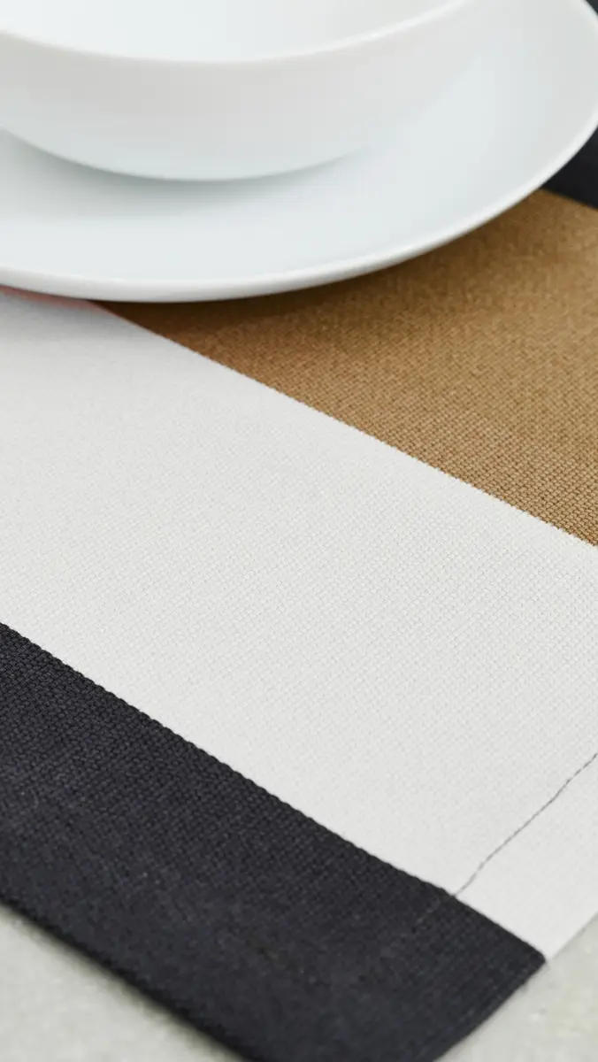Marimekko Hennika Fabric Placemat | Thumbnail 5