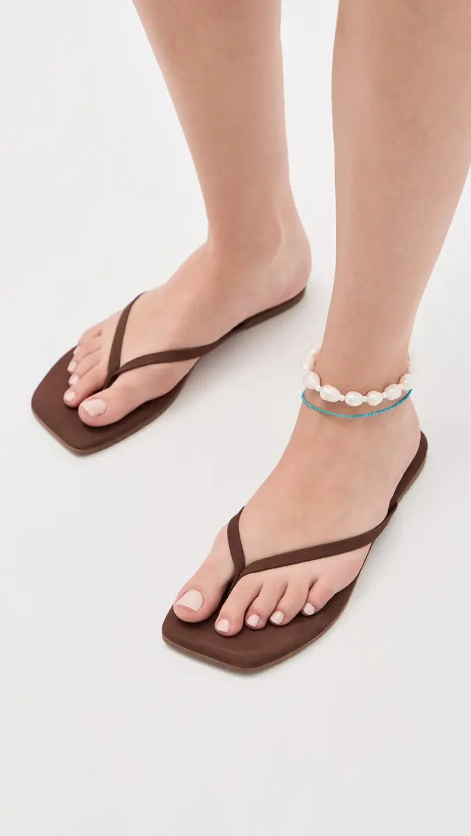 TKEES Lily Suede Flip Flops Bourbon | Thumbnail 3