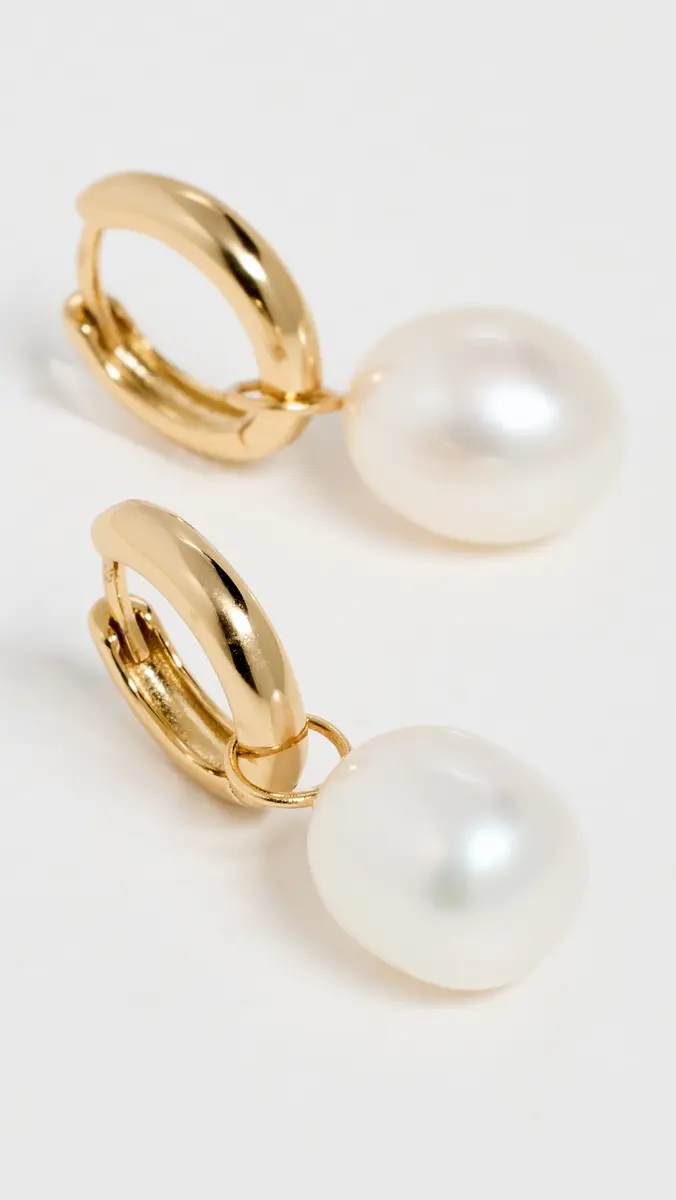 Shashi 14k Jasmin Huggies | Thumbnail 4