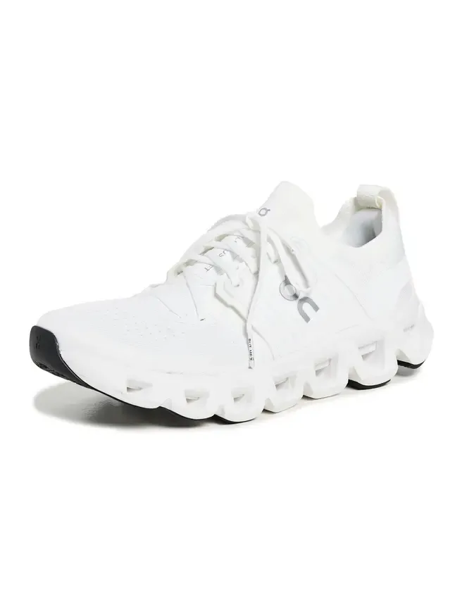 ON Cloudswift 4 Sneakers