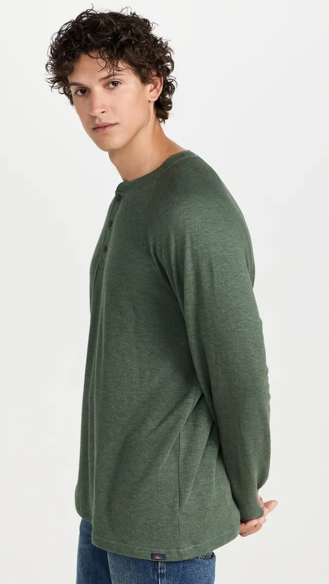Faherty Cloud Long Sleeve Henley | Thumbnail 4 Faherty Cloud Long Sleeve Henley | Thumbnail 4