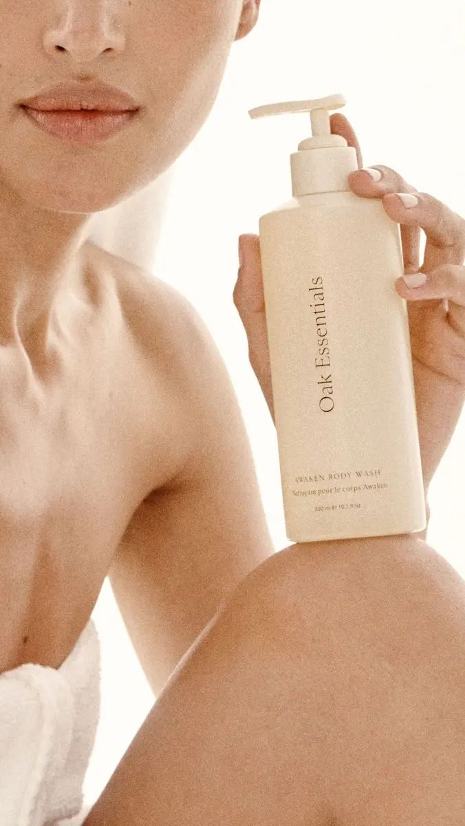 Oak Essentials Awaken Body Wash No Color | Thumbnail 3