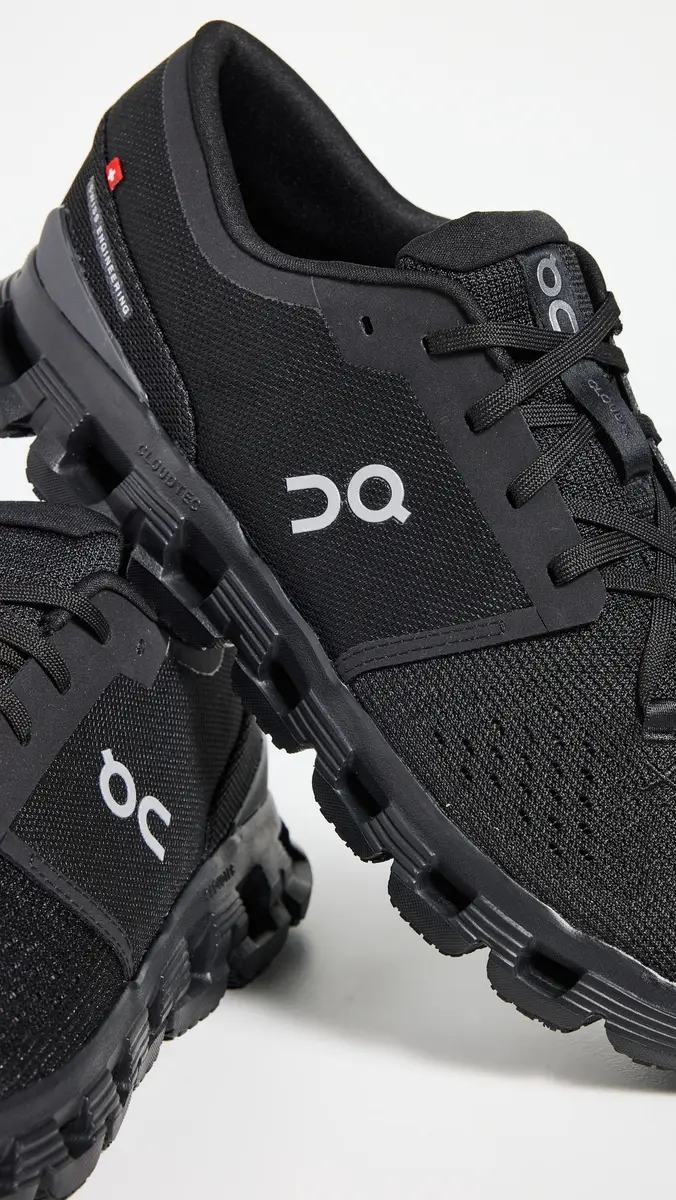 On Cloud X 4 Sneakers Black Eclipse | Thumbnail 4 On Cloud X 4 Sneakers Black Eclipse | Thumbnail 4