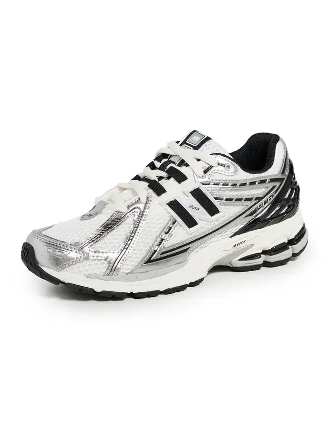 1906R Sneakers