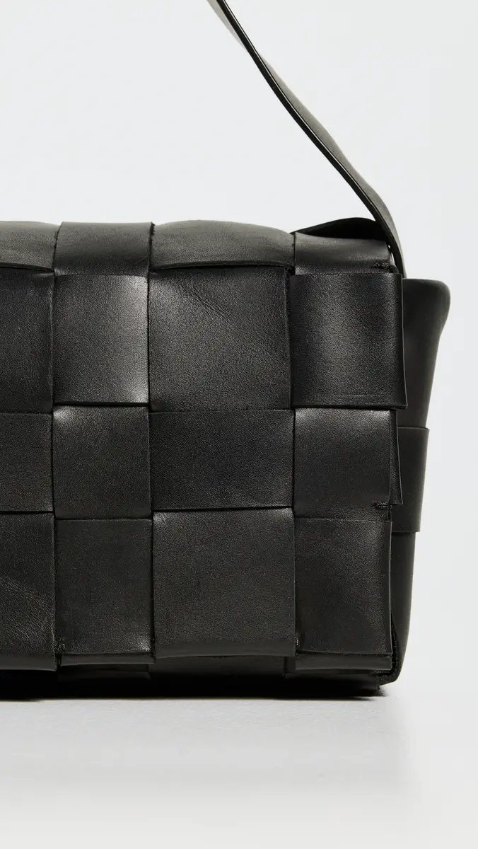 St. Agni Woven Envelope Mini Tote Black One Size | Thumbnail 5