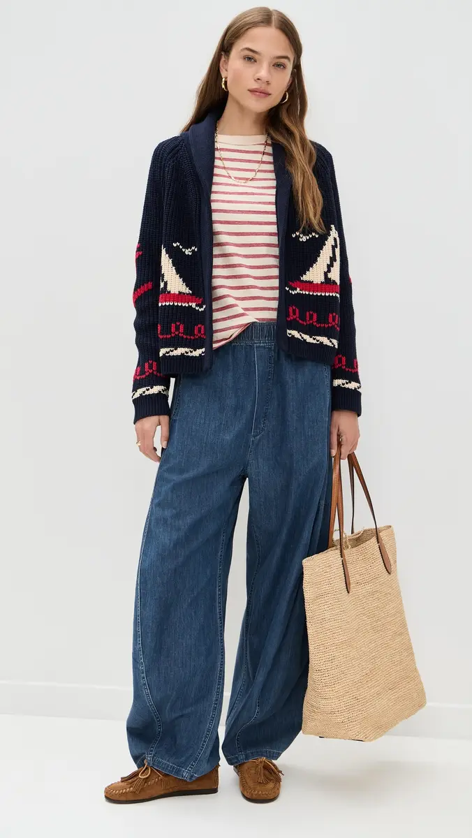 THE GREAT. The Sailboat Lodge Cardigan Dark Navy | Thumbnail 5 THE GREAT. The Sailboat Lodge Cardigan Dark Navy | Thumbnail 5