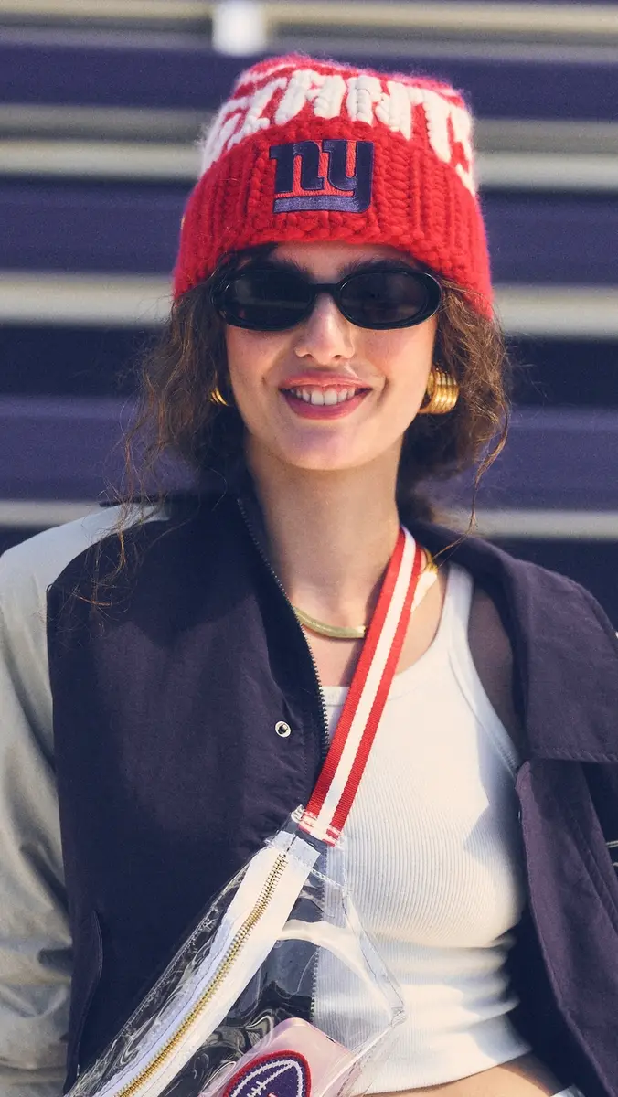 Lele Sadoughi Giants Beanie Red One Size | Thumbnail 2 Lele Sadoughi Giants Beanie Red One Size | Thumbnail 2