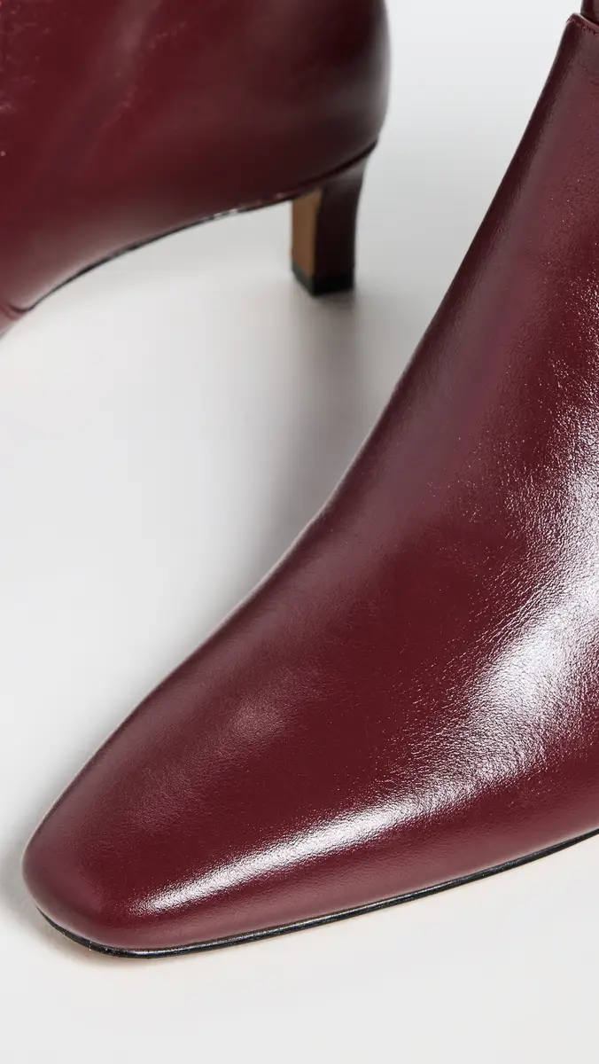 Madewell The Dimes Kitten Heel Boot In Crinkle Leather Deep Merlot | Thumbnail 6 Madewell The Dimes Kitten Heel Boot In Crinkle Leather Deep Merlot | Thumbnail 6