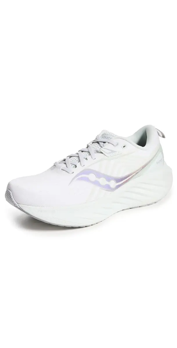 Saucony Triumph 22 Sneakers White/Foam | Image 1 Saucony Triumph 22 Sneakers White/Foam | Image 1