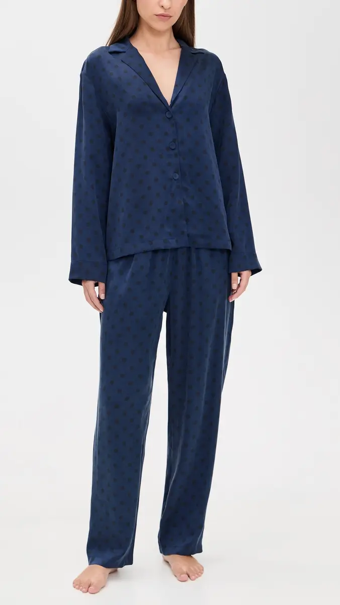 Lunya Washable Silk Long Sleeve Shirt and Pants et Blue Ellipsis | Thumbnail 2 Lunya Washable Silk Long Sleeve Shirt and Pants et Blue Ellipsis | Thumbnail 2