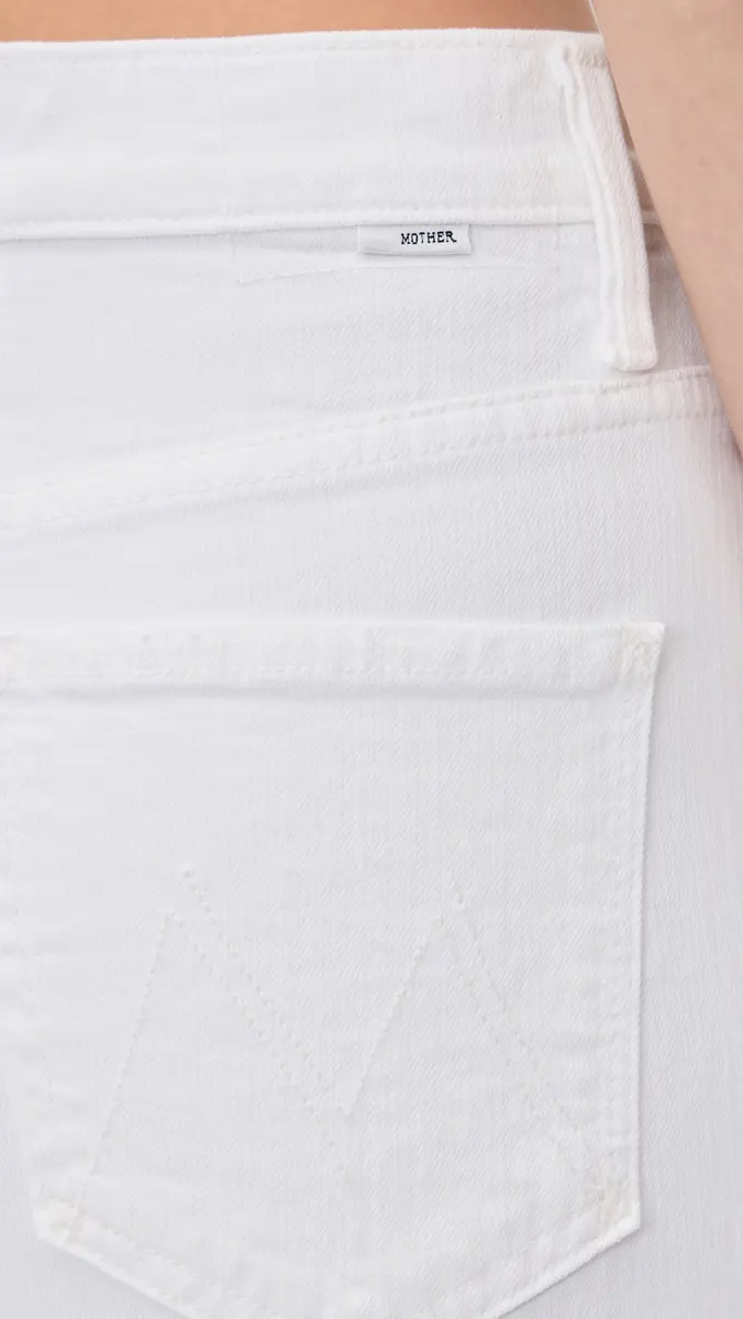 MOTHER The Whole Lot Zip Twist Fray Jeans Totally Innocent | Thumbnail 6