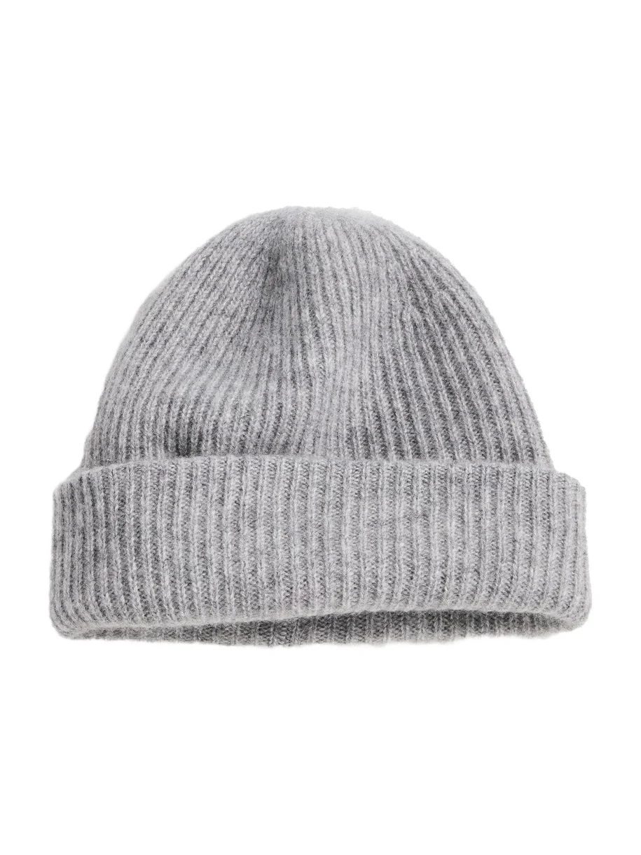 White + Warren Cashmere Plush Rib Beanie