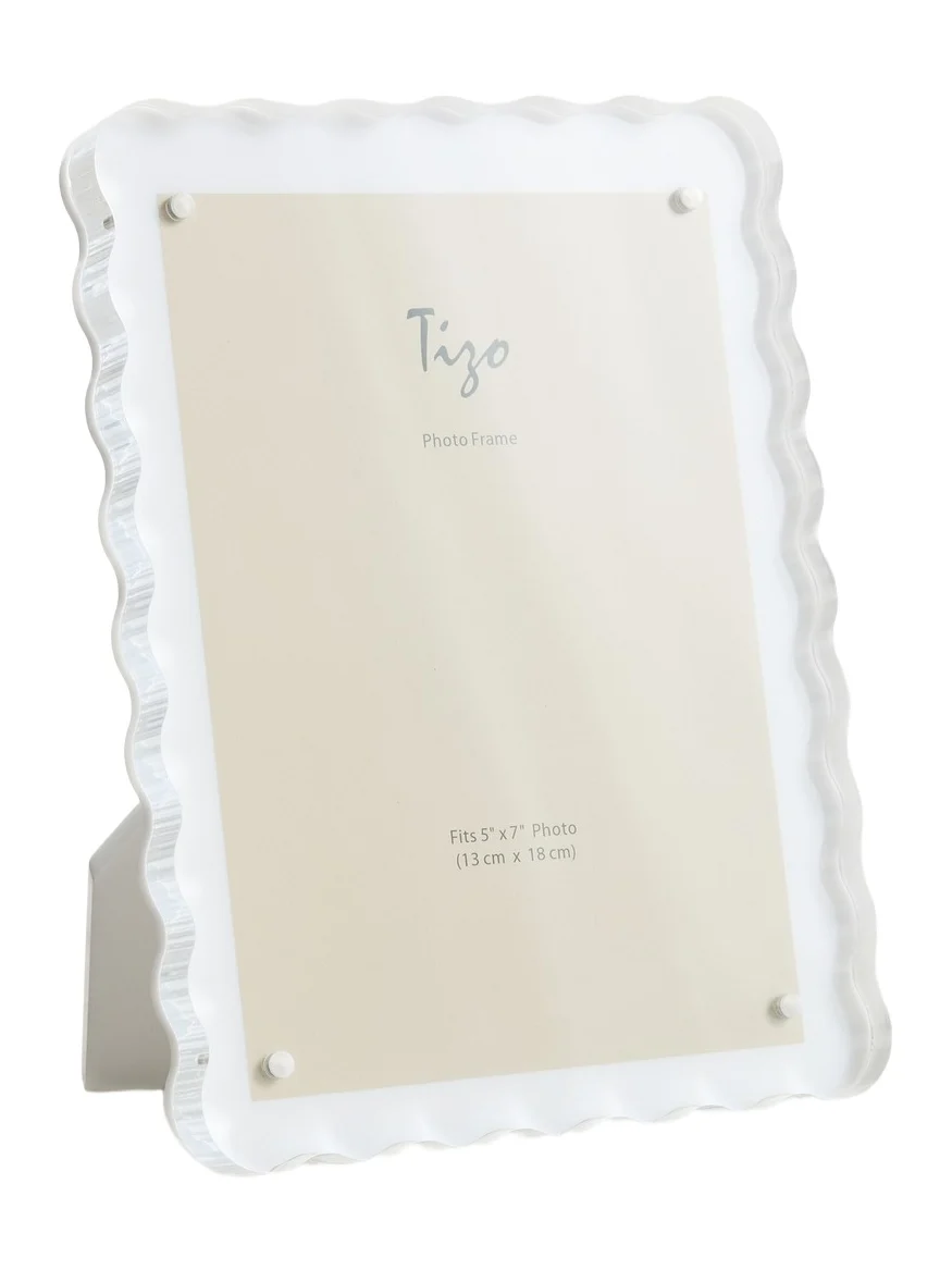 Tizo Design Lucite Frame Wave Design White 5x7