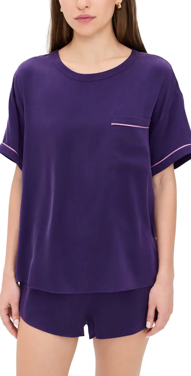 Lunya Washable Silk Piped Tee Shorts et Flying Fig/Lilac Haze | Image 1 Lunya Washable Silk Piped Tee Shorts et Flying Fig/Lilac Haze | Image 1