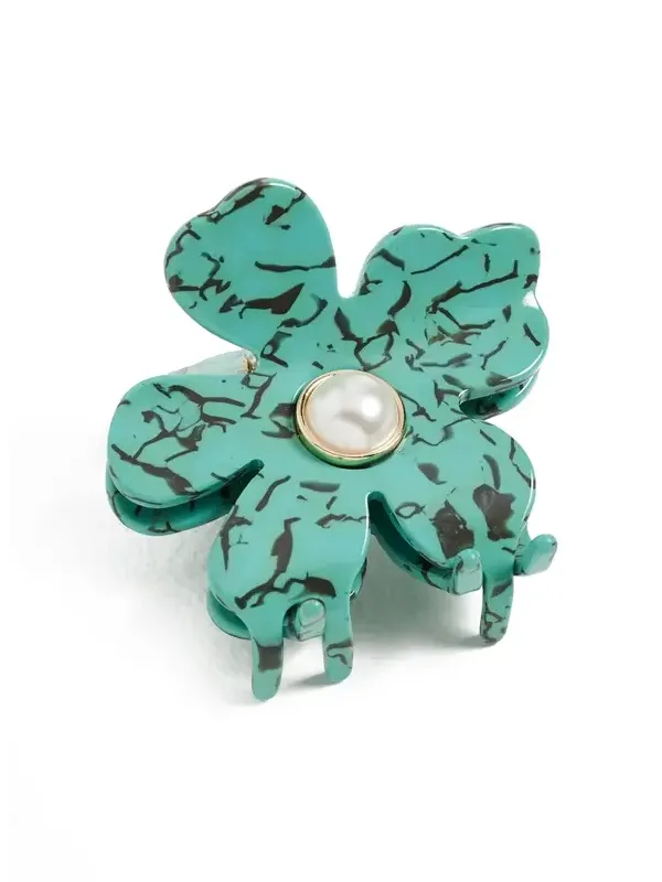 Lily Claw Clip