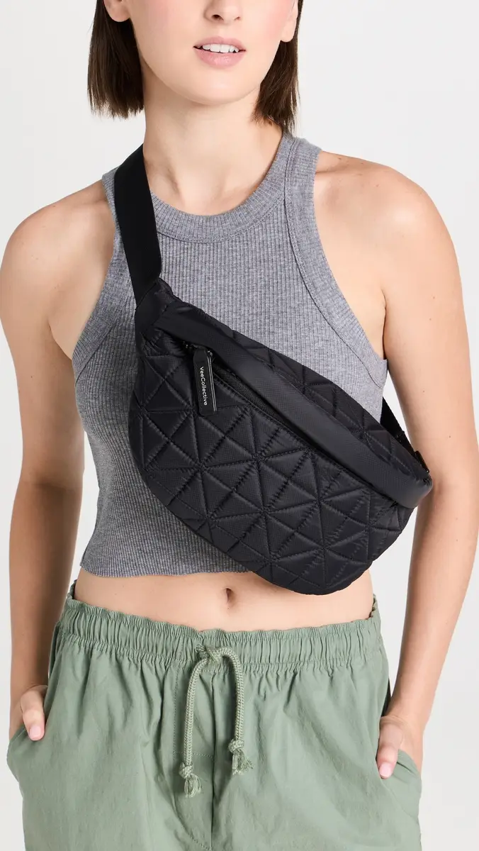Vee Collective Vee Fanny Pack Black Black One Size | Thumbnail 3 Vee Collective Vee Fanny Pack Black Black One Size | Thumbnail 3