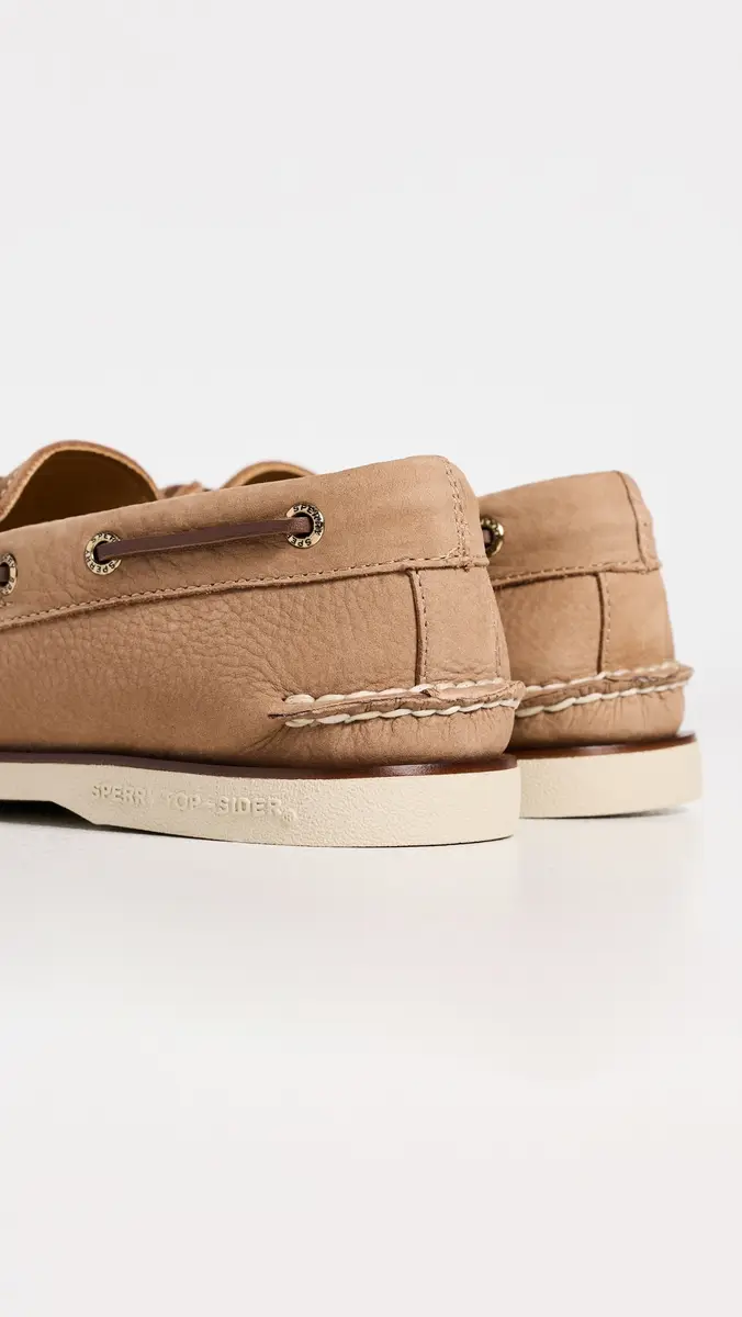 Sperry Gold Cup Authentic Original 2 Eye Nubuck Boat Shoes | Thumbnail 3