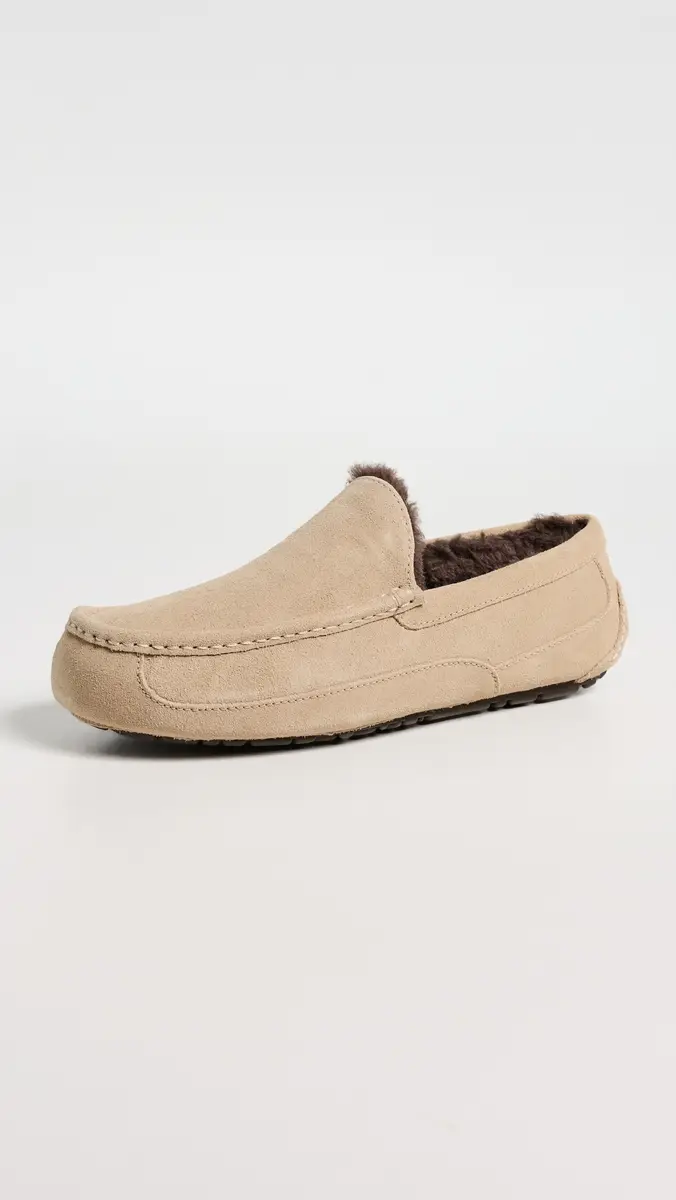 UGG Ascot Slippers Mustard Seed/Molasses | Thumbnail 2 UGG Ascot Slippers Mustard Seed/Molasses | Thumbnail 2