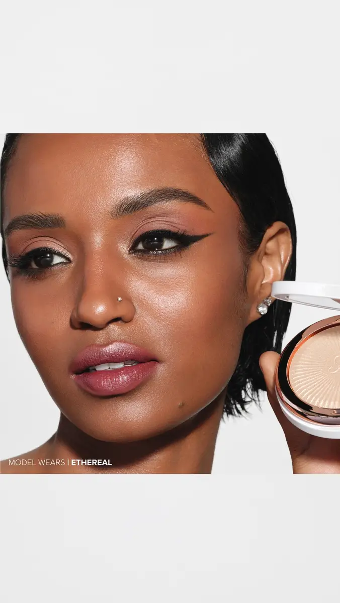Anastasia Beverly Hills Glow Seeker Highlighter | Thumbnail 5 Anastasia Beverly Hills Glow Seeker Highlighter | Thumbnail 5