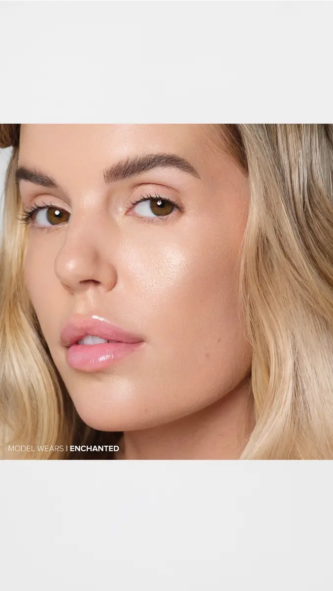 Anastasia Beverly Hills Glow Seeker Highlighter | Thumbnail 4 Anastasia Beverly Hills Glow Seeker Highlighter | Thumbnail 4